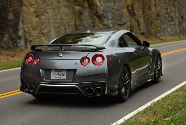 深圳大鹏区1急用钱找生意贷款公司靠谱吗全方位解析